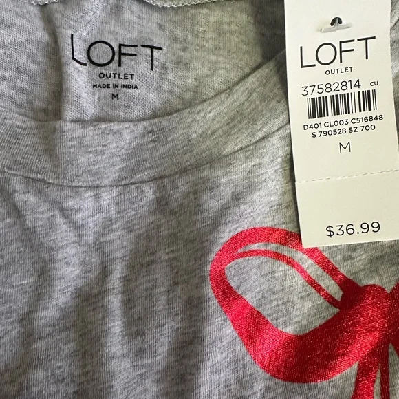 LOFT Heather Gray Tee with Vibrant Red Bow - Picture 5 of 6